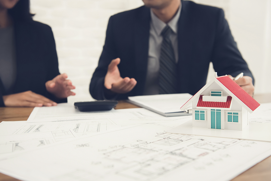 Should You Self-Manage Your Rental Property or Hire a Property Manager?